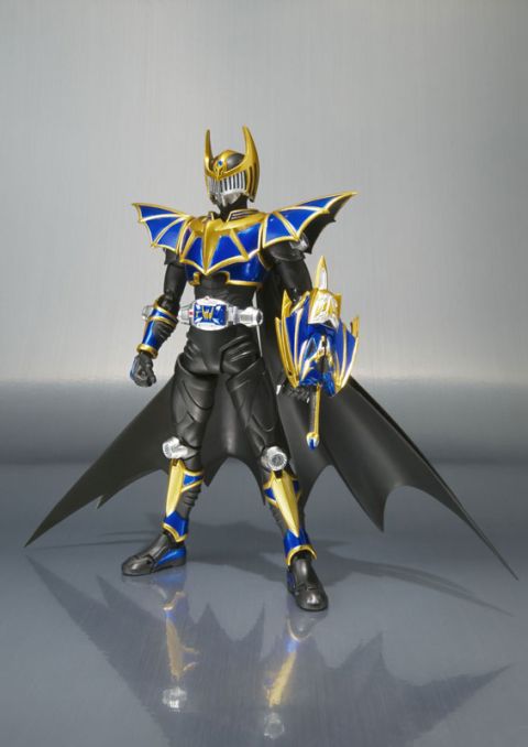Kamen Rider Ryuki: Wing Knight Survive Action Figure (S.H. Figuarts) (Dragon Knight)