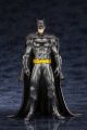 Batman: Batman New 52 ArtFX Statue (Justice League) <font class=''item-notice''>[<b>Street Date</b>: 5/30/2013]</font>