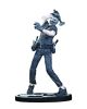 Batman: Black & White Joker Statue by Greg Capullo <font class=''item-notice''>[<b>Street Date</b>: 10/30/2013]</font>