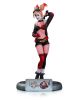 Batman: Harley Quinn Bombshells Statue <font class=''item-notice''>[<b>Street Date</b>: 11/27/2013]</font>