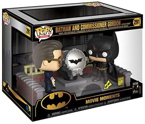 Batman: 80th Anniversary - James Gordon & Batman Light Up Bat Signal Movie  Moment Pop Vinyl Figure (Batman Begins) (Figures)